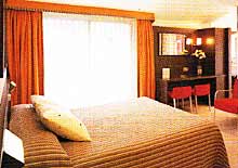  .  Aqua Hotel Montagut Suites. 