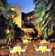 . .  .  La Residenza