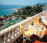 . -.  Royal San Remo
